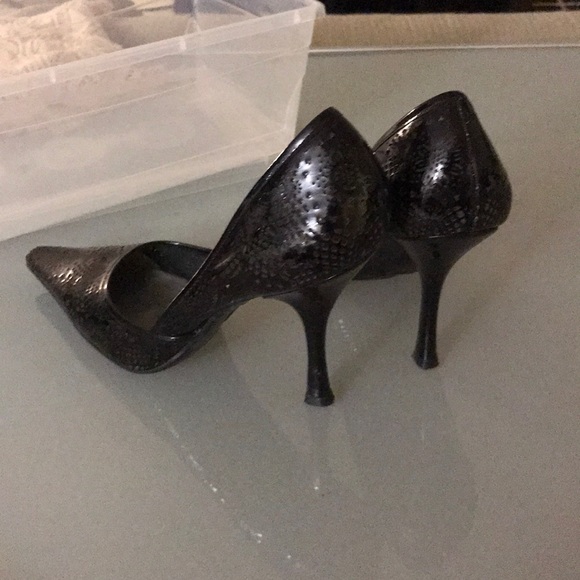 BCBG Black leather heels - Picture 3 of 7